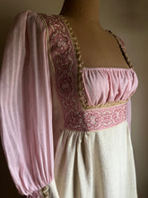Load image into Gallery viewer, Authentic 1960&#39;s vintage Tea Rose Pink black label Gunne Sax
