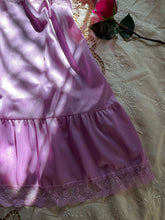 Load image into Gallery viewer, 1970’s Vintage Lavender Purple Nylon and Lace Chemise Camisole Top
