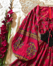 Load image into Gallery viewer, Vintage block print ballon sleeve dress
