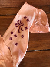 Load image into Gallery viewer, Amazing authentic 1930’s vintage peach satin beach pajama set
