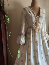 Load image into Gallery viewer, Medieval 1960&#39;s vintage Ivory Flocked Poplin black label Gunne Sax dress
