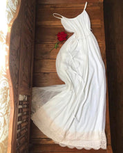 Load image into Gallery viewer, Beautiful 1970&#39;s vintage Intime of California Ivory chiffon peignoir nightgown and robe set
