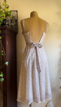 Load image into Gallery viewer, 1970’s Vintage Floral Voile Gunne Sax Midi Sundress

