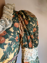 Load image into Gallery viewer, Incredible Collectors Garden of Eden Gunne Sax Dress
