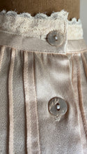 Load image into Gallery viewer, Authentic 1970&#39;s vintage Satin Gunne Sax blouse
