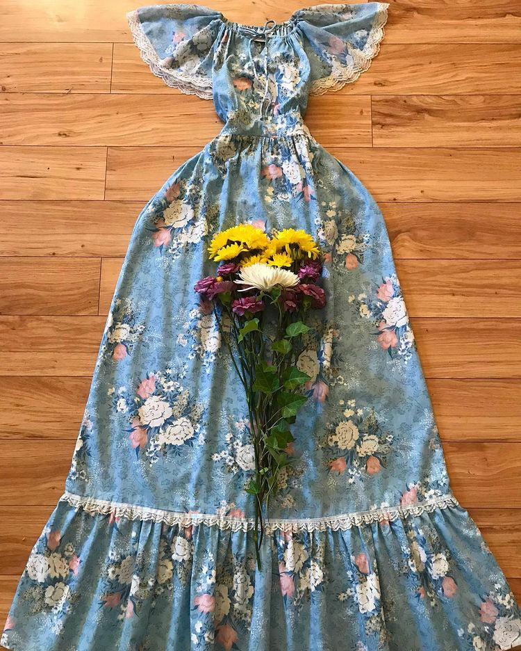 Authentic 1970’s vintage blue floral dress by JC Penney