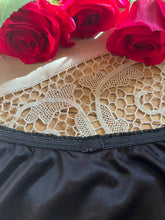 Load image into Gallery viewer, Authentic 1940’s vintage Vanity Fair Nylon Pillow Tab Granny Panties
