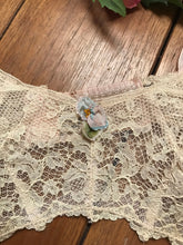 Load image into Gallery viewer, Incredible 1920’s 1930’s lace bralette by Bien Jolie
