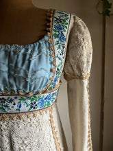 Load image into Gallery viewer, Beautiful Medieval 1960&#39;s vintage black label Gunne Sax Dress
