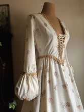Load image into Gallery viewer, Medieval 1960&#39;s vintage Ivory Flocked Poplin black label Gunne Sax dress

