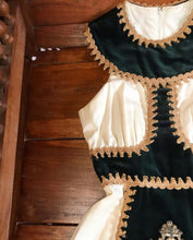 Load image into Gallery viewer, Incredibly rare authentic 1970’s vintage Green Velveteen Gunne Sax dress
