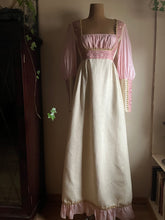 Load image into Gallery viewer, Authentic 1960&#39;s vintage Tea Rose Pink black label Gunne Sax
