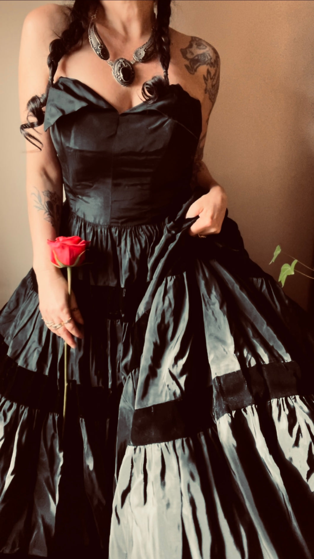 Incredible 1940’s 1950’s vintage gown by Frank Starr