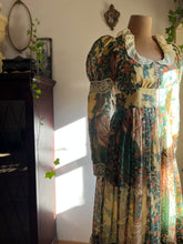 Load image into Gallery viewer, Incredible Collectors Garden of Eden Gunne Sax Dress
