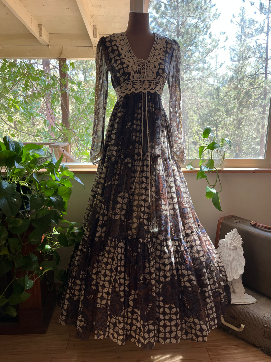 Authentic 1970’s vintage Batik Stain Glass Voile Gunne Sax Maxi Dress