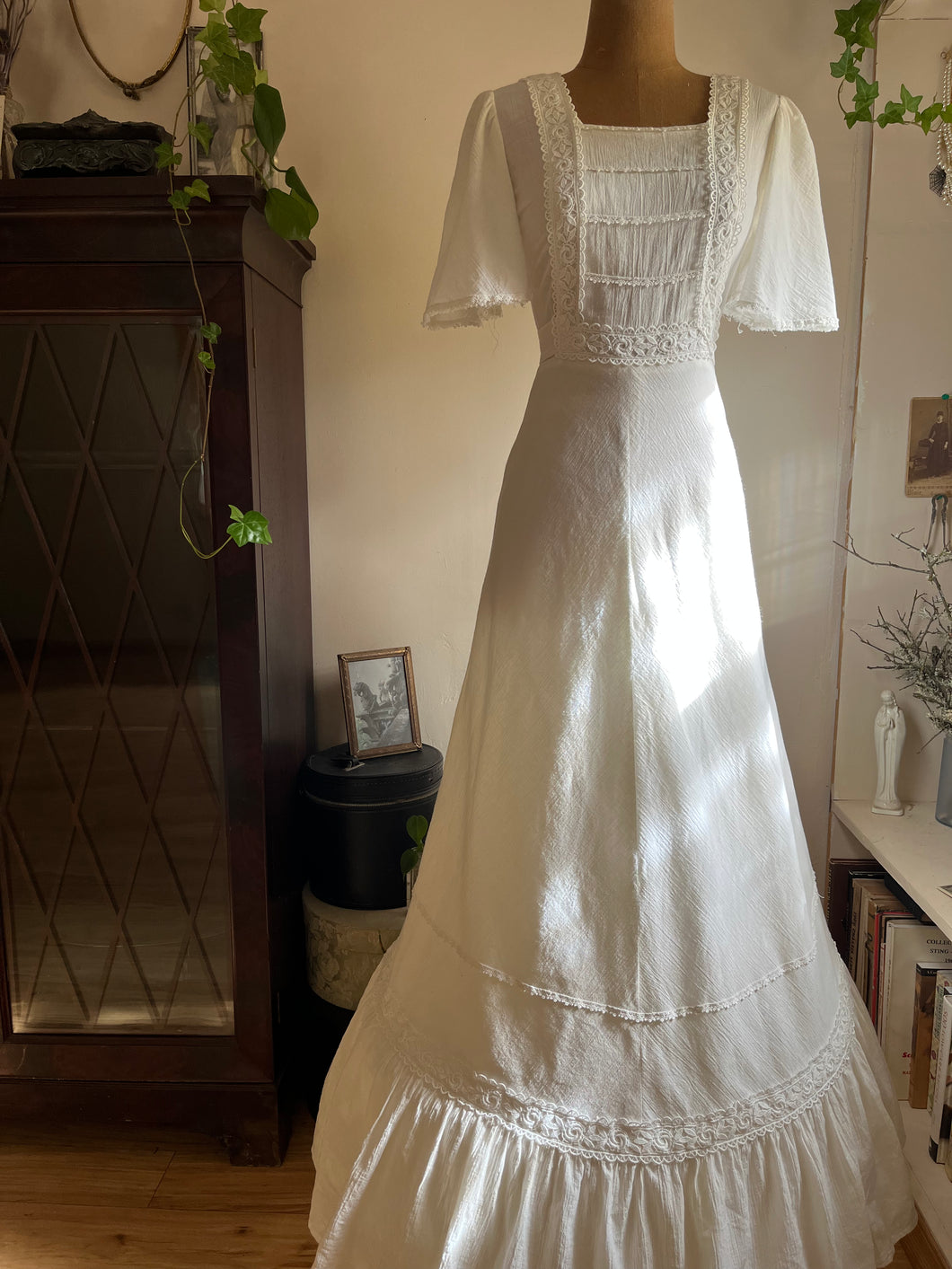1970’s Vintage Dreamy Ivory Crepe Flutter Sleeve Maxi dress