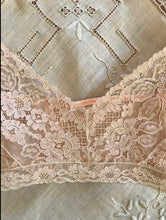 Load image into Gallery viewer, Incredible 1920’s 1930’s lace bralette
