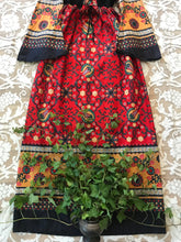 Load image into Gallery viewer, Authentic 1970’s vintage paisley print dress
