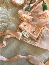 Load image into Gallery viewer, Incredible 1920’s 1930’s lace bralette
