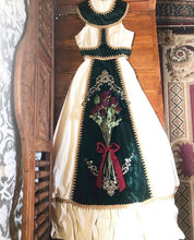 Load image into Gallery viewer, Incredibly rare authentic 1970’s vintage Green Velveteen Gunne Sax dress
