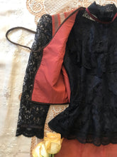 Load image into Gallery viewer, Authentic 1980’s vintage black lace Gunne Sax blouse🌿⚔️🖤⚔️🌿
